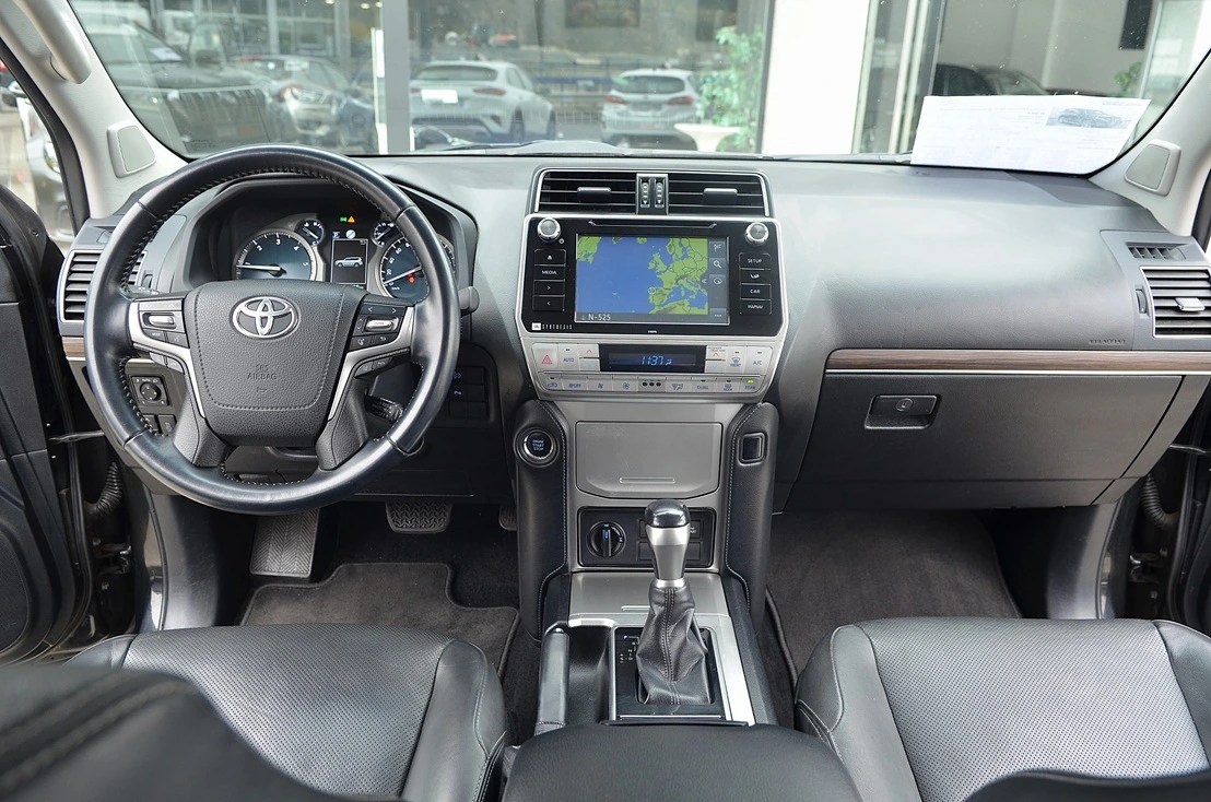Toyota Land Cruiser 2.8 D-4D Executive 177cv Autom., miniatura 6