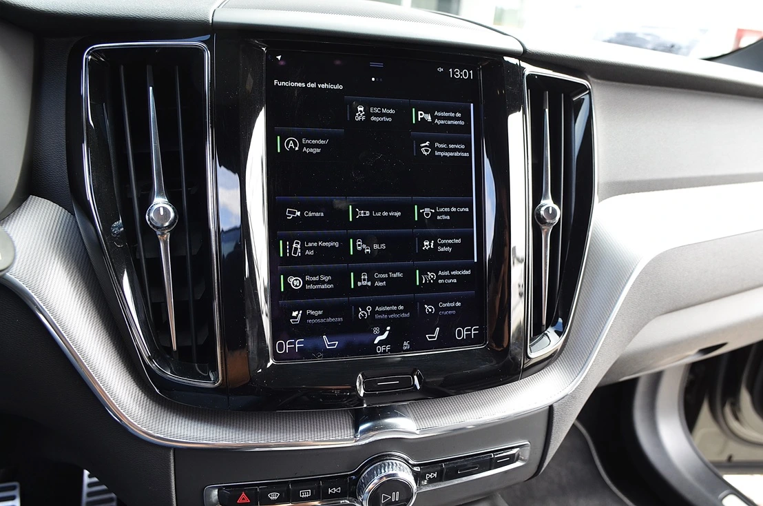 Volvo XC60  2.0 B4 D AWD R-Design Autom, miniatura 6